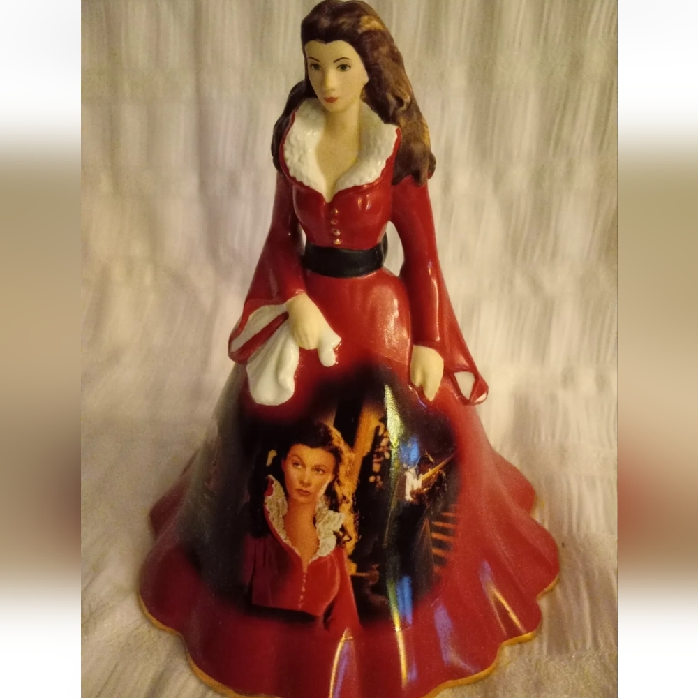 GONE WITH THE WIND "The Red Robe" Porcelain Figurine-Bradford Exchange IOB